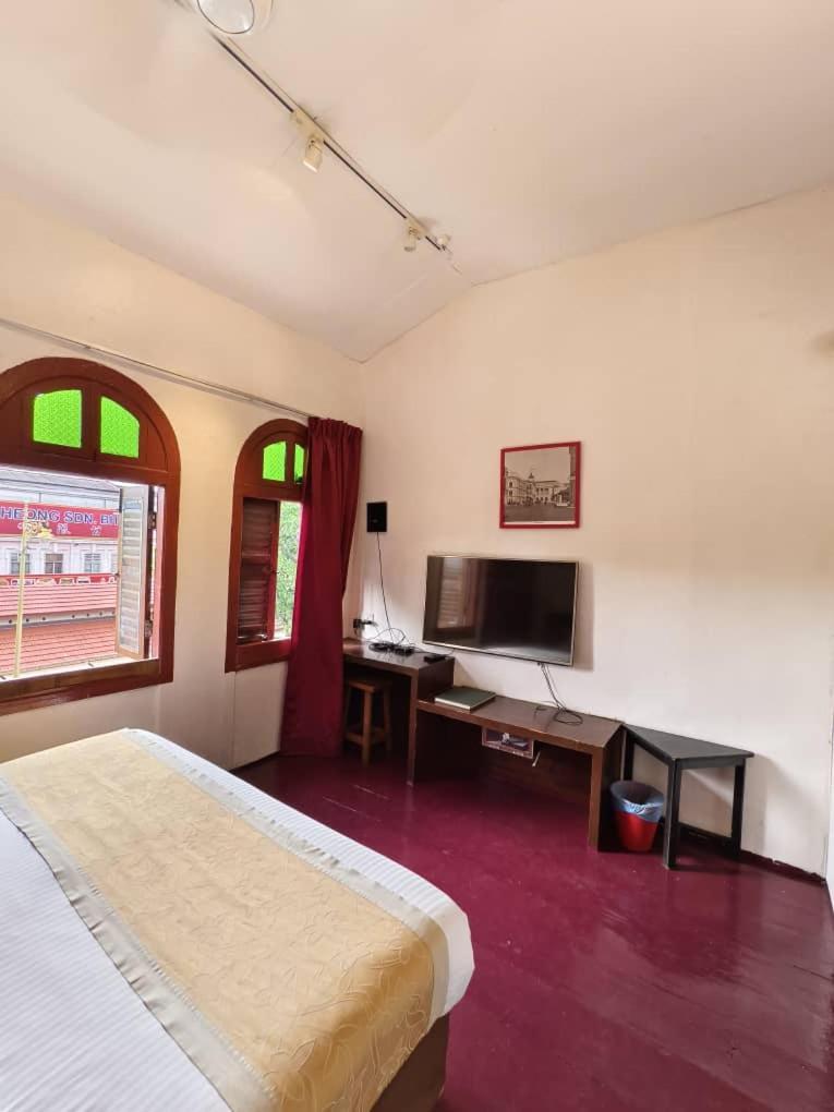 Red Inn Court George Town Bagian luar foto