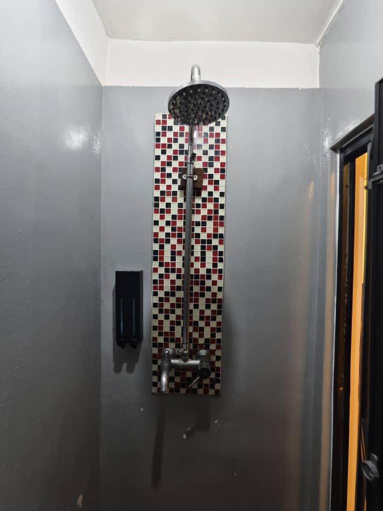 Red Inn Court George Town Bagian luar foto